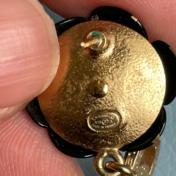 Chanel CAMÉLIA earrings purchased SOHO, NYC Chanel - Picture 2 of 5